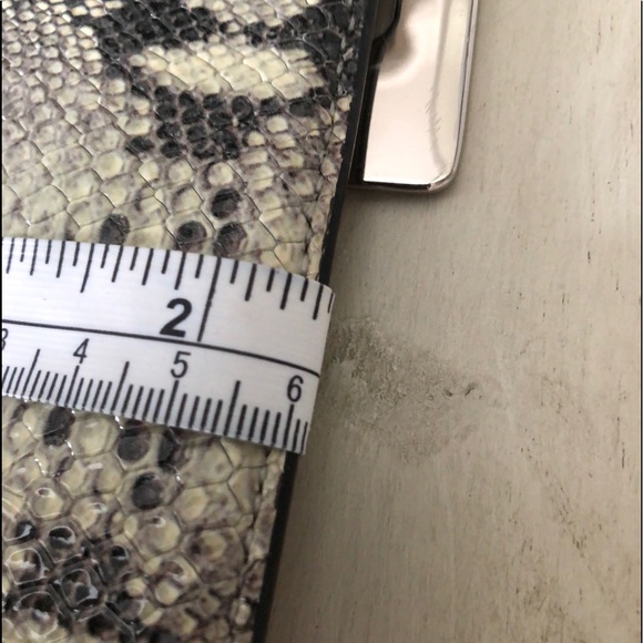 Ann Taylor .... leather snake belt - Picture 10 of 10